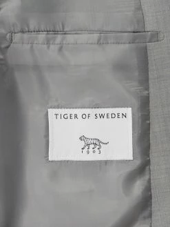 Schlussverkauf ✨ Tiger Of Sweden Regular Fit 2-Knopf-Sakko Mit Woll-Anteil Modell 'Jerretts' - Hellgrau ✔️ -Tommy Hilfiger Store acqk8iag952kokhm8964mhig98rl8kq38h13ahqcagpj6kam6l5lah2m712kak216p6l4jpk74skuihl9l3jgc1g6soj2pb5cdi62e9k65h32o9h6grjccb66th6adpkcphj4p0